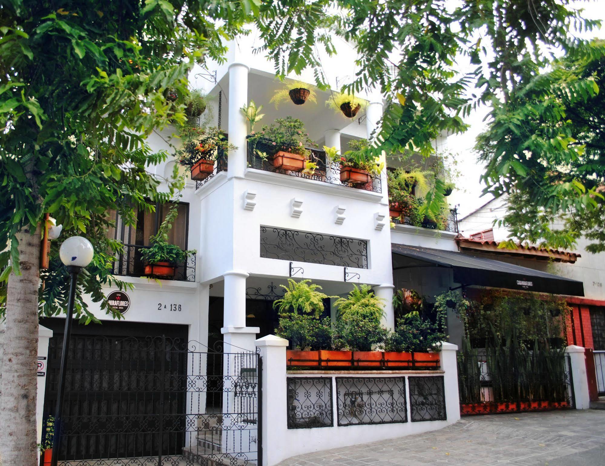 Casa Miraflores Кали Екстериор снимка